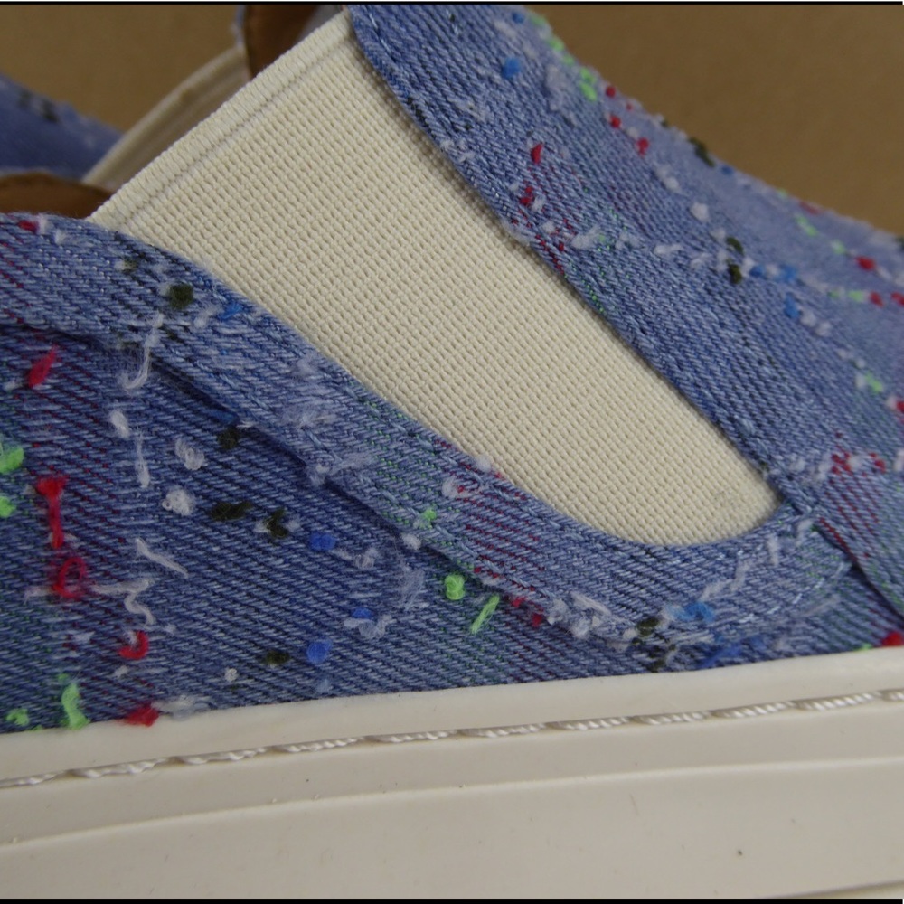Lucky Brand Lailom Slip On Denim Blue Sneakers NIB - Picture 4 of 7
